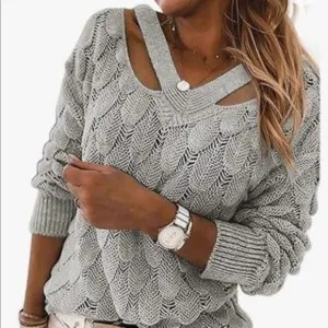 New Unique V Neck Hollow Out Knit Sweater