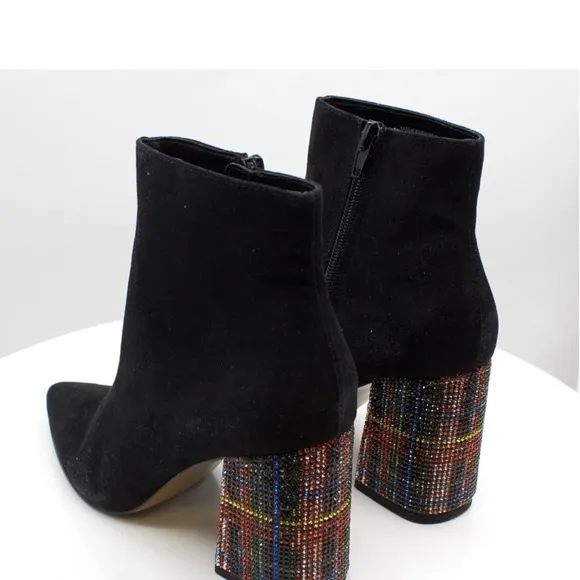 NIB Betsey Johnson Kassie Women's Booties Women's Shoes Size 5 1/2