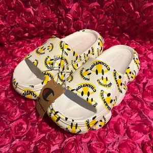 NIB Champion Meloso Squish Smile White Yellow Men’s Slide Slippers Sandals