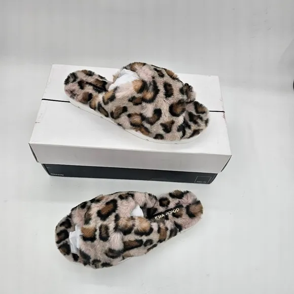 NIB Dolce Vita Women's Pillar Leopard Faux Fur Slide Fashion Slippers Size 6