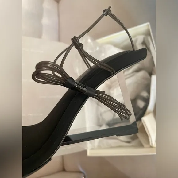 NIB Good American Sandals CINDER-F*CKING-RELLA WEGDE heels in Black size 7