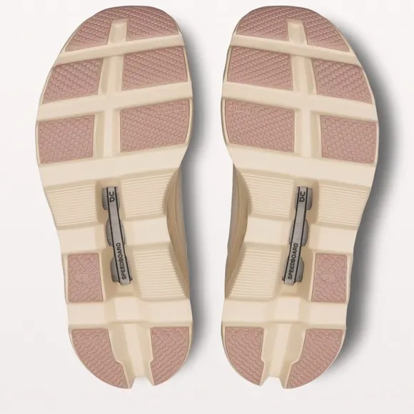 NIB On Cloud Women’s Cloudmonster Moon/Fawn - 8