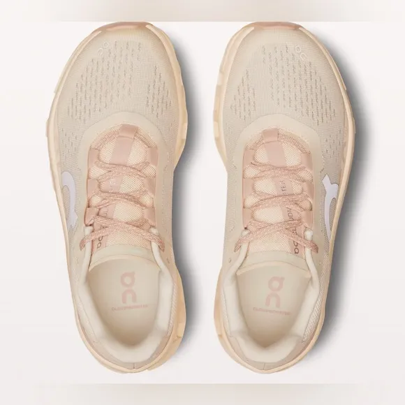 NIB On Cloud Women’s Cloudmonster Moon/Fawn - 8