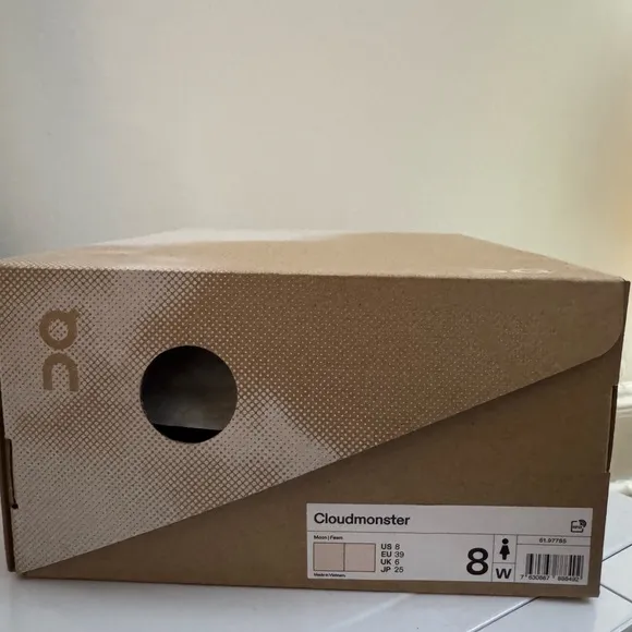 NIB On Cloud Women’s Cloudmonster Moon/Fawn - 8