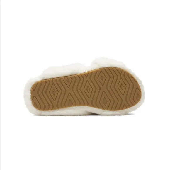 NIB! TOMS Size 10 susie natural faux fur slippers