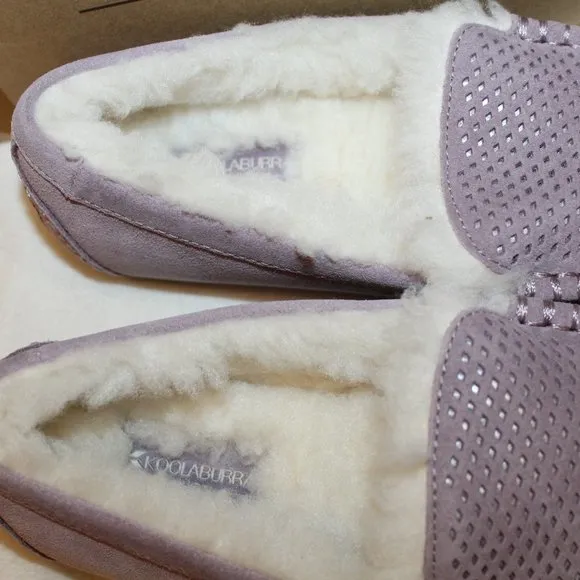 NIB UGG BY KOOLABURRA‎ PERF SUEDE FUR LINED SLIPPERS LILAC PURPLE