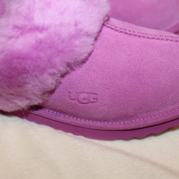 NIB UGG COZY SUEDE SHEARLING LINED SLIP ON‎ SLIPPERS PINK PURPLE