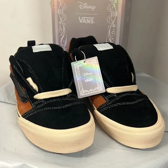 NIB - Vans X Disney 100th Anniversary Knu Skool Scar Shoes - Mens 7 / Womens 8.5