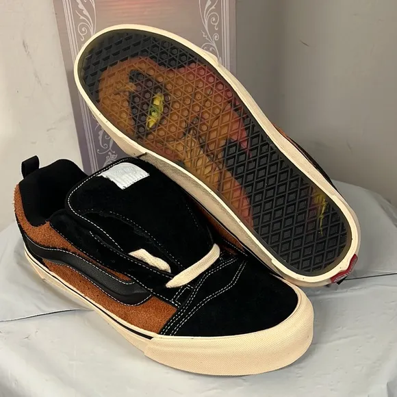 NIB - Vans X Disney 100th Anniversary Knu Skool Scar Shoes - Mens 7 / Womens 8.5
