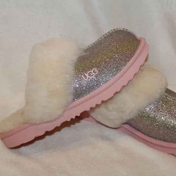 NIB YOUTH 5‎ 6 WOMENS 7 8 COZY GLITTER PINK SHEARLING LINED SLIPPERS