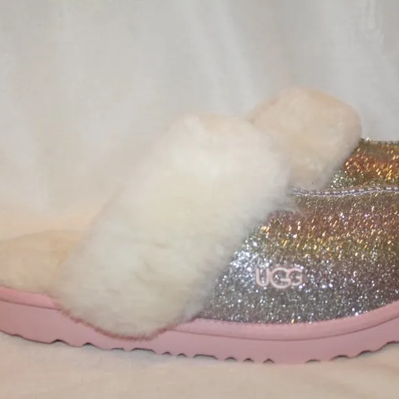 NIB YOUTH 5‎ 6 WOMENS 7 8 COZY GLITTER PINK SHEARLING LINED SLIPPERS