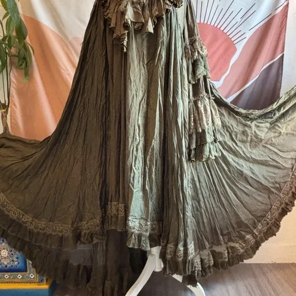 Nidhi Yasha Green Viscose Embroidered Scoop Neck Bohemian Luxury Dress One Size