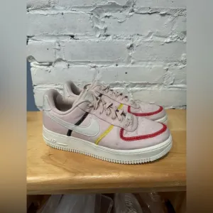 Nike Air Force 1 '07 Low LX Stitched Canvas Women's Size 8.5 Siltstone Red 2020