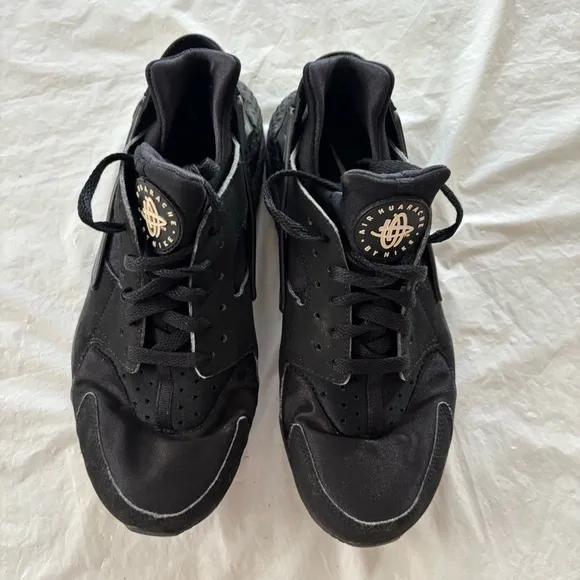Nike Air Huaraches triple Black sneakers Shoes SZ 8.5 Worn 1X