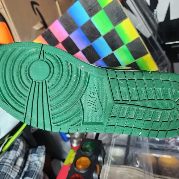 Nike Air Jordan 1 Low Pime Green Sneakers