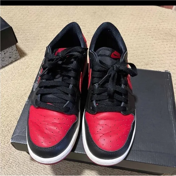 Nike Air Jordan 1 Retro Low OG GS Bred 2015  709999-001  Youth Size 7Y Banned