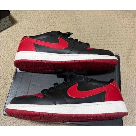 Nike Air Jordan 1 Retro Low OG GS Bred 2015  709999-001  Youth Size 7Y Banned