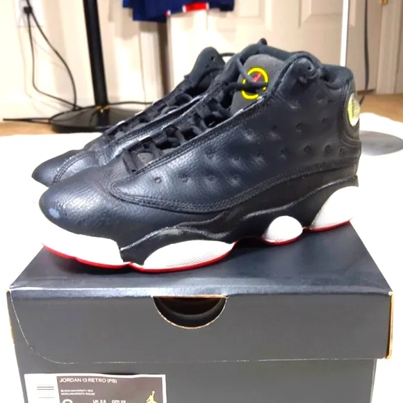 Nike Air Jordan 13 retro (PS) size 3y preschool Black/university red OG …