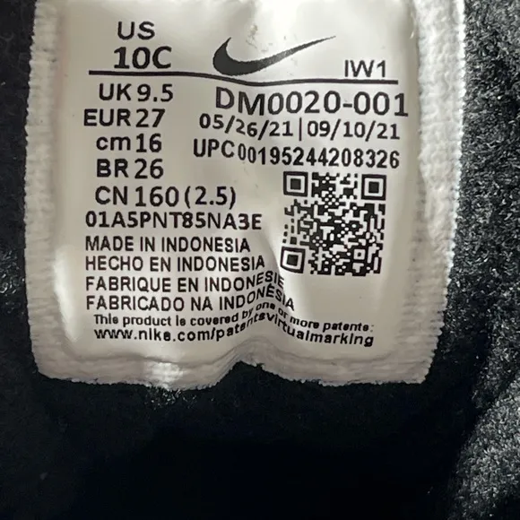 Nike Air Kids Black and Red Nike Shoes DN0020-001 Size 10C