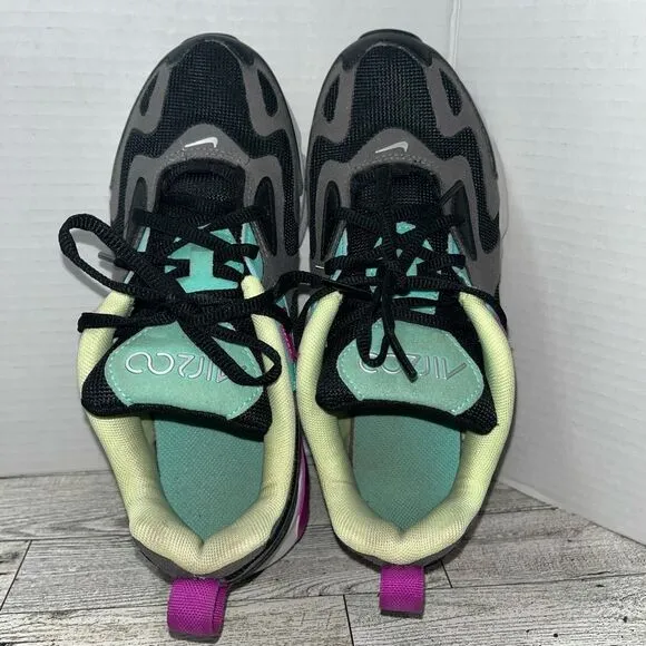 Nike Air Max 200 Girls 3.5 Running Shoes Cushioned Athletic Sneakers Black Gray