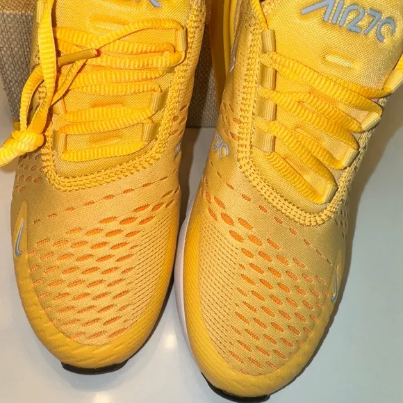 Nike Air Max 270 “TOPAZ GOLD” sneakers