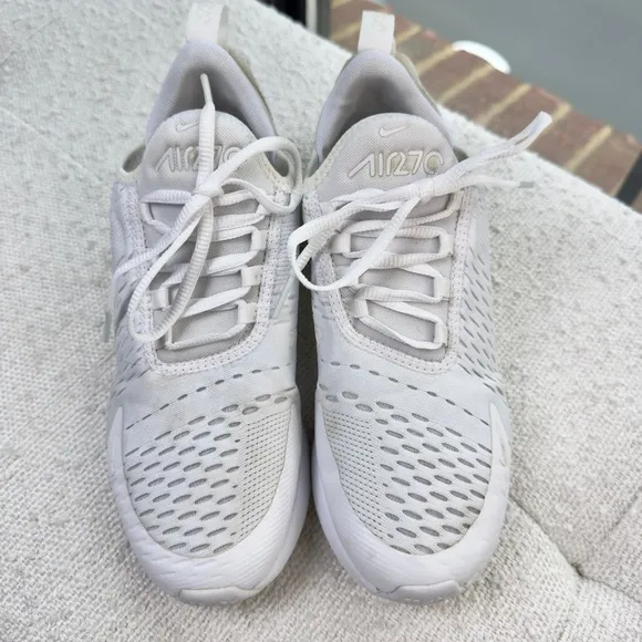 Nike Air Max 270 White Sneakers 6Y Young 7 Womens