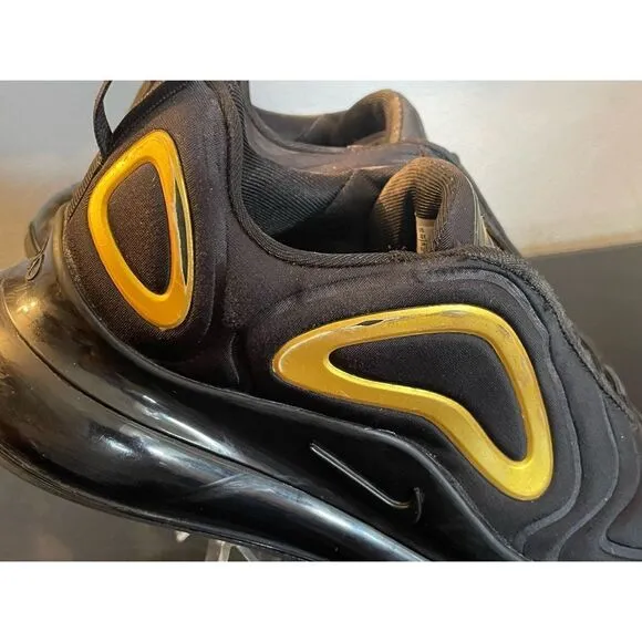 Nike Air Max 720 Black Metallic Gold AQ3196 014 Girls Youth Size 4Y