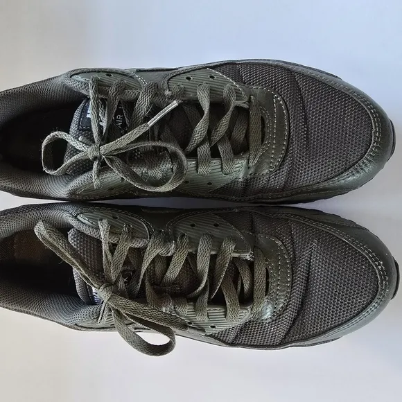 Nike Air Max 90 Men's Shoes - Olive Green