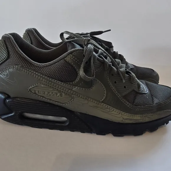 Nike Air Max 90 Men's Shoes - Olive Green