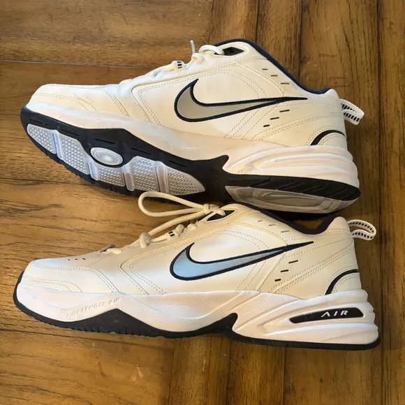 Nike Air Monarch IV Men's Workout Shoes,size 13,Hiking Workout Everyday Athletic