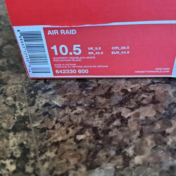 Nike Air Raid Red and Black Sneakers GUC 10.5