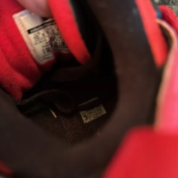 Nike Air Raid Red and Black Sneakers GUC 10.5