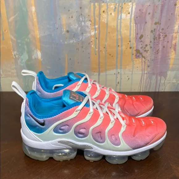 Nike Air VaporMax Plus Lava Glow Pink White CI58662-600 Women’s size 9.5