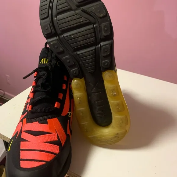 Nike AIRMAX 270 EUC Orange red color, Black and Yellow Athletic Shoes.