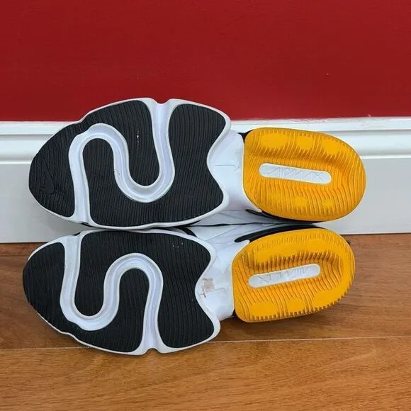Nike Air Max Infinity White Laser Orange Sneakers Black white Orange size 8