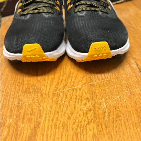 Nike Black and Yellow Steelers Athletic Shoes with Breathable Mesh