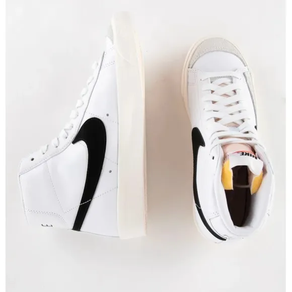 Nike Blazer 77 Youth sneakers