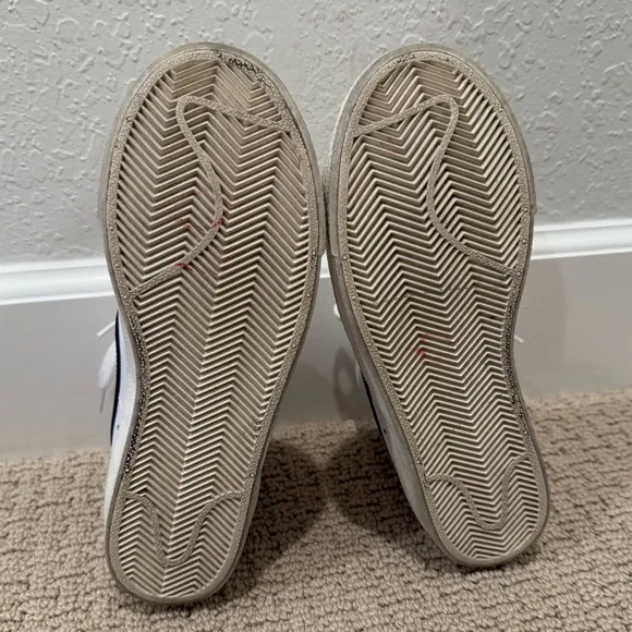NIKE Blazer Mid ‘77 Sneakers size 7.5