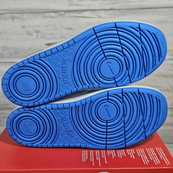 Nike Boys 2.5Y Shoes Court Low NWT