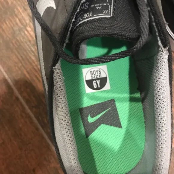 Nike boys shoes