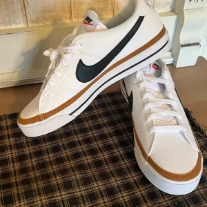 Nike court  sneaker, Men's White and Black Sneakers