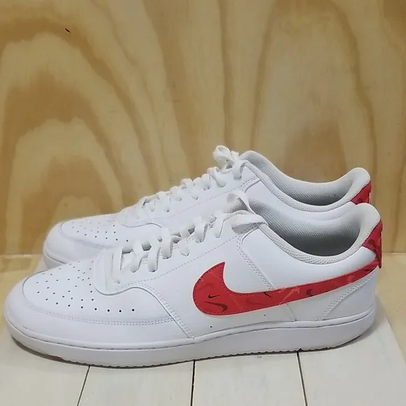 Nike Court Vision Low Swoosh Print Mens Size 14 White/Red/MultiColor
