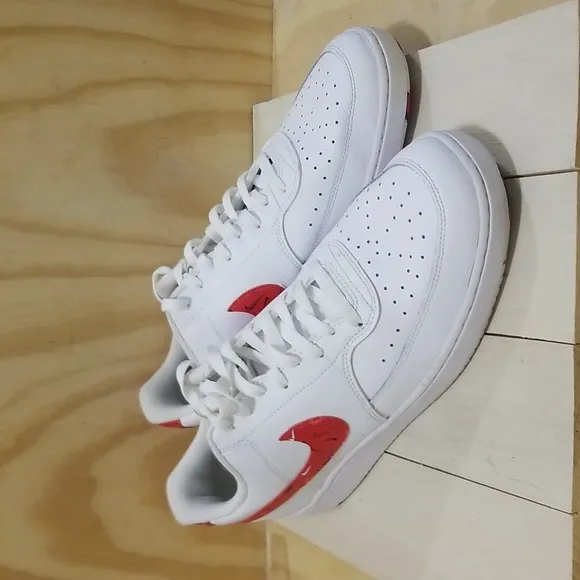 Nike Court Vision Low Swoosh Print Mens Size 14 White/Red/MultiColor