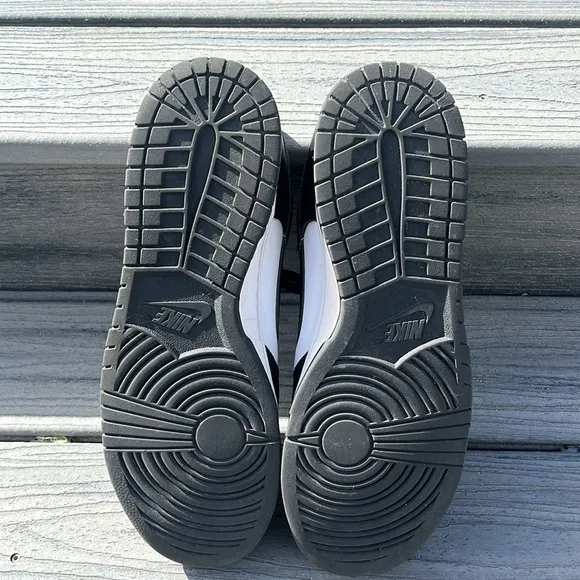 Nike Dunk low Panda Men's Black and White Sneakers in men’s size 14 good condn