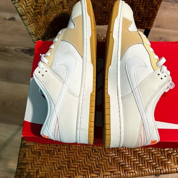 Nike dunk low SE size 11 new inbox