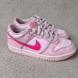 Nike Dunk Triple Pink GS Size 3.5Y Womens 5 Barbie Shoes Sneakers DH9765-600