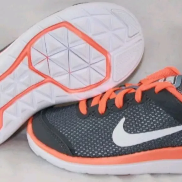 Nike Flex Running Athletic Shoes, 4Y, Dark Grey/White/Total Orange