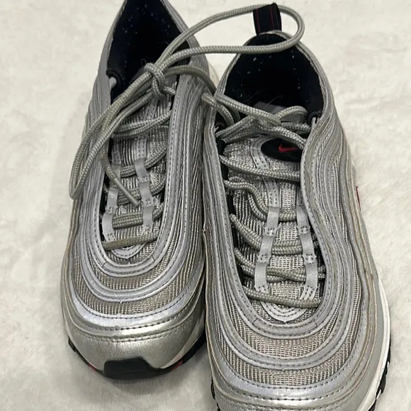 NIKE Gray and Silver Athletic Shoes