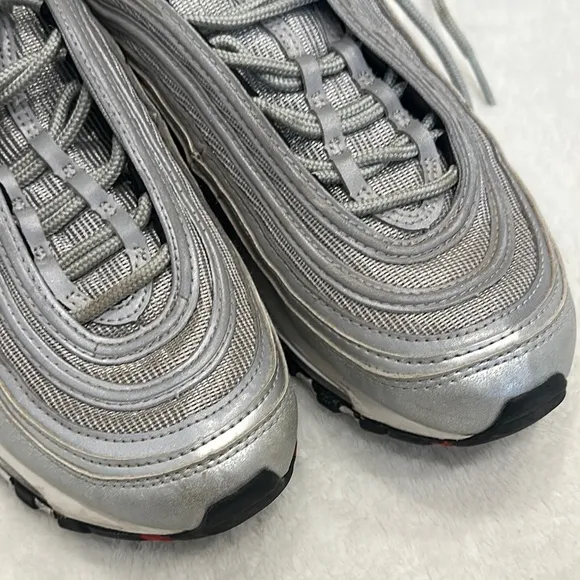 NIKE Gray and Silver Athletic Shoes