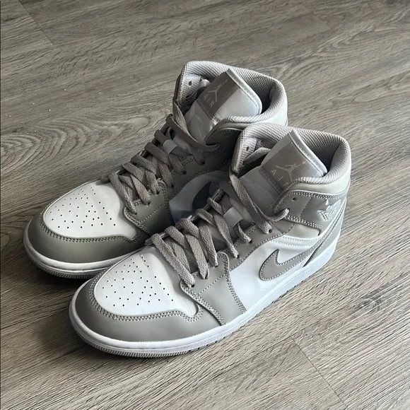 Nike Gray and White Sneakers Classic Style